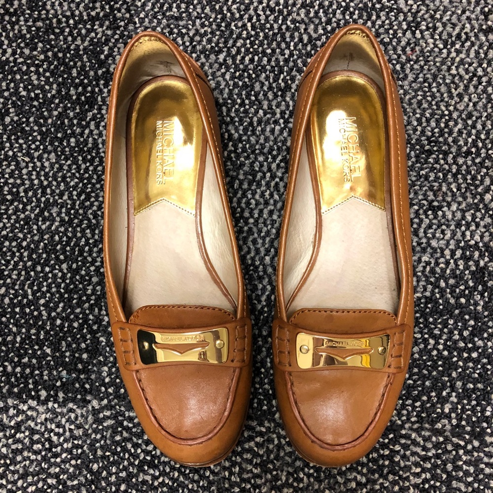Michael Kors flats size 8
